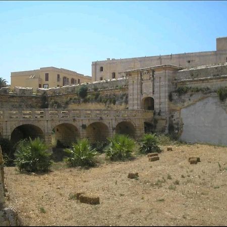 Fort Chambray Gozo Għajnsielem Exterior foto